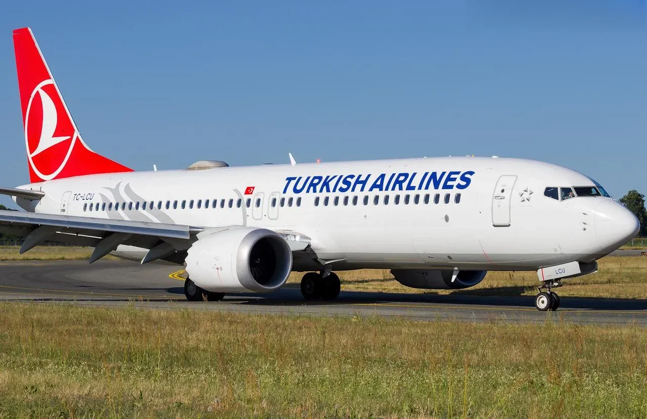 Boeing 737 MAX 8 «Turkish Airlines»