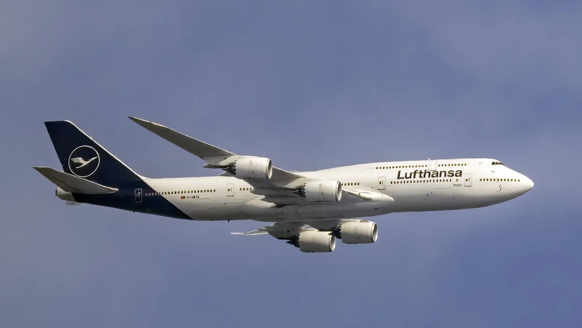 Boeing 747-8 «Lufthansa»
