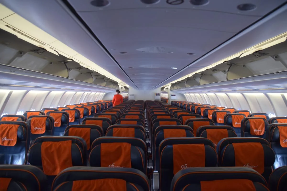 Эконом-класс Airbus A330-300 Аэрофлот: ряды 2-4-2 во всю длину салона