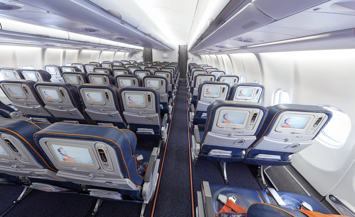 Эконом-класс Airbus A330 Аэрофлота: посадка 2-4-2, два прохода